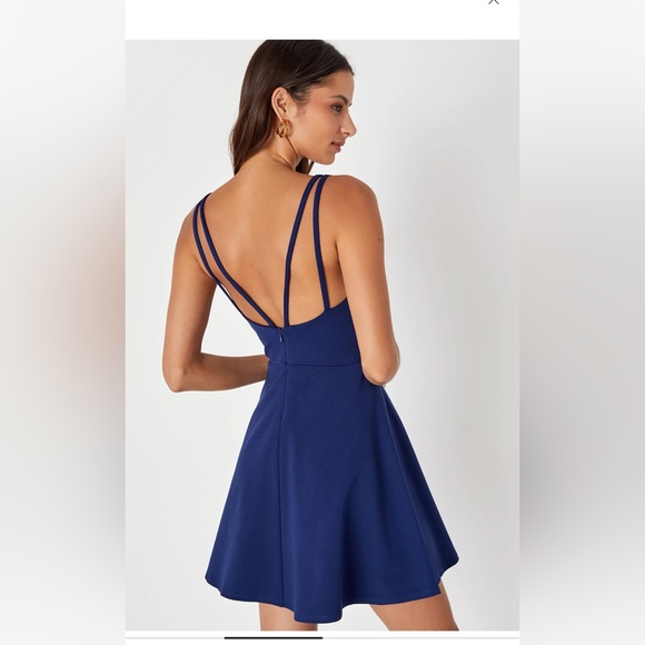 NWT Lulus Strappy deep v skater dress - Picture 5 of 5